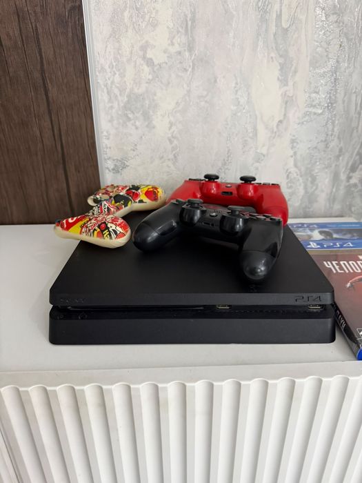 Sony PlayStation 4 ( PS4)