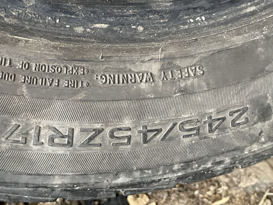 2 шт. покрышки 245/45/17