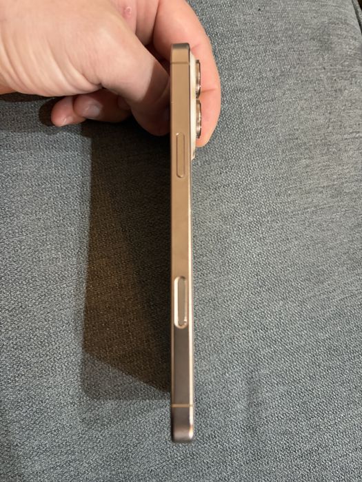 Iphone 16 pro max 256g