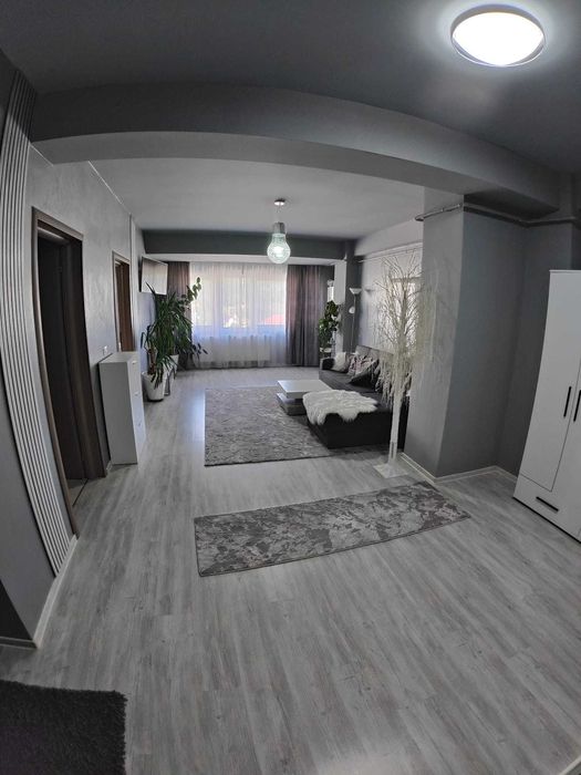 Închiriez apartament 3 camere, DECOMANDAT, 80 mp – Ultracentral, Câmpulung Moldovenesc