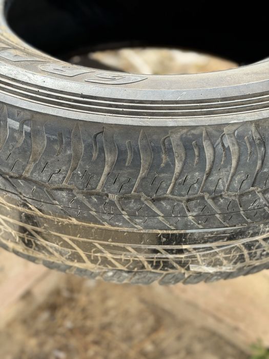Шина в отличном состоянии 16/265/70
