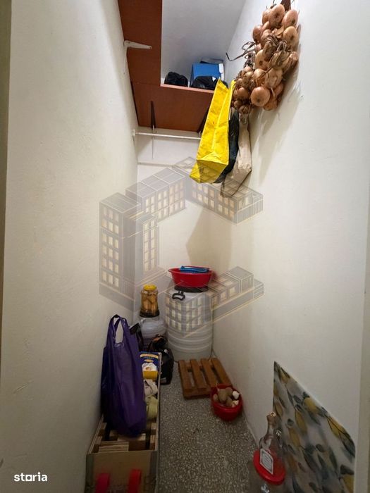 Apartament cu o cameră de vânzare, decomandat, zona Steaua, Timișoara