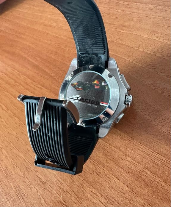 Мъжки часовник Red Bull Racing.