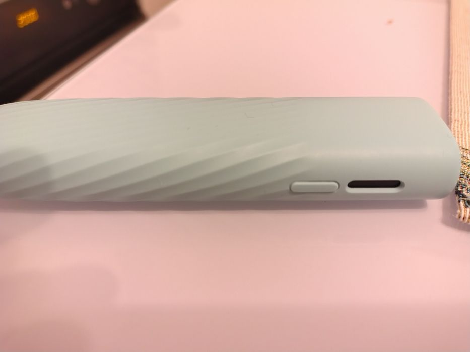 Vând Iqos Iluma i one+husa silicon