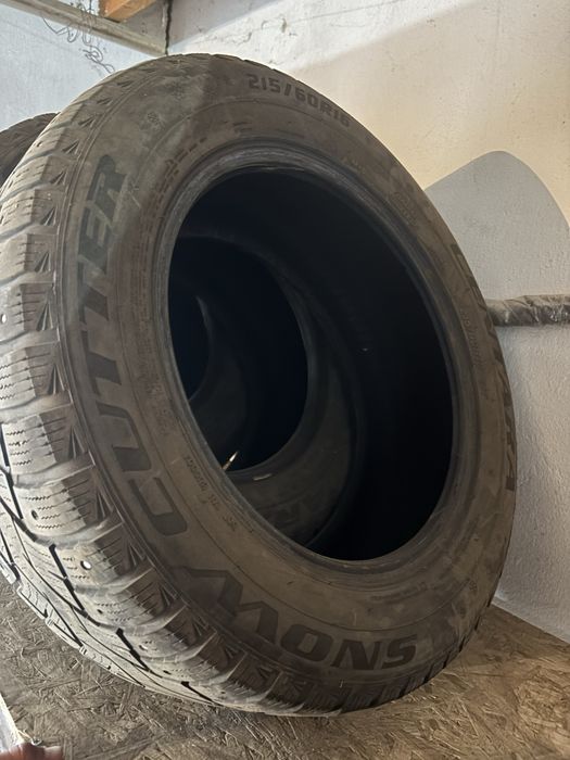 215.60R16 покришаа. Сатылады