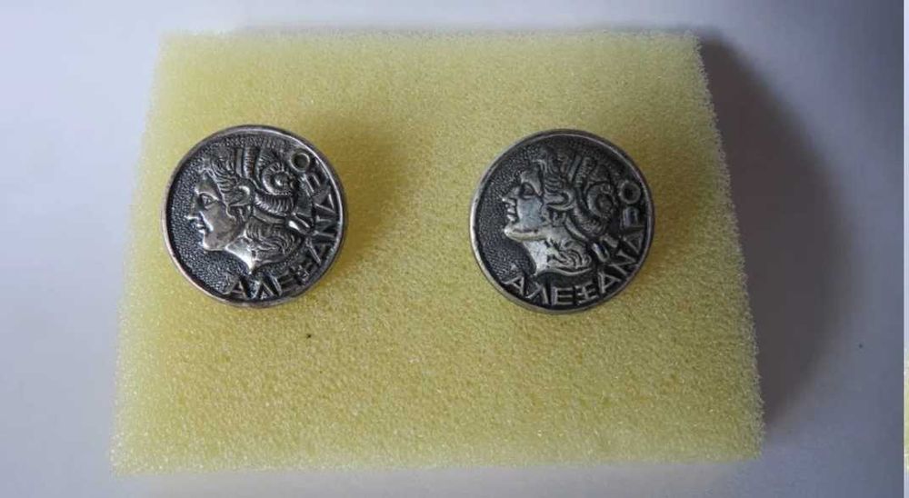 Vechi butoni argint masiv, neprtati