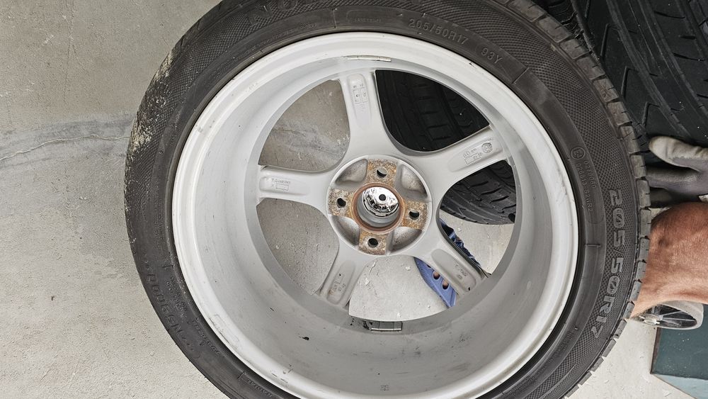 Джанти с гуми 17