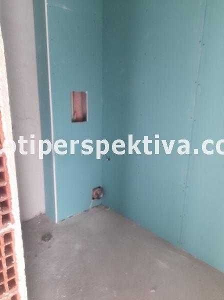 Продава се Двустаен апартамент в Пловдив, Тракия - 63 кв.м за 890 €/кв.м - Снимка #5