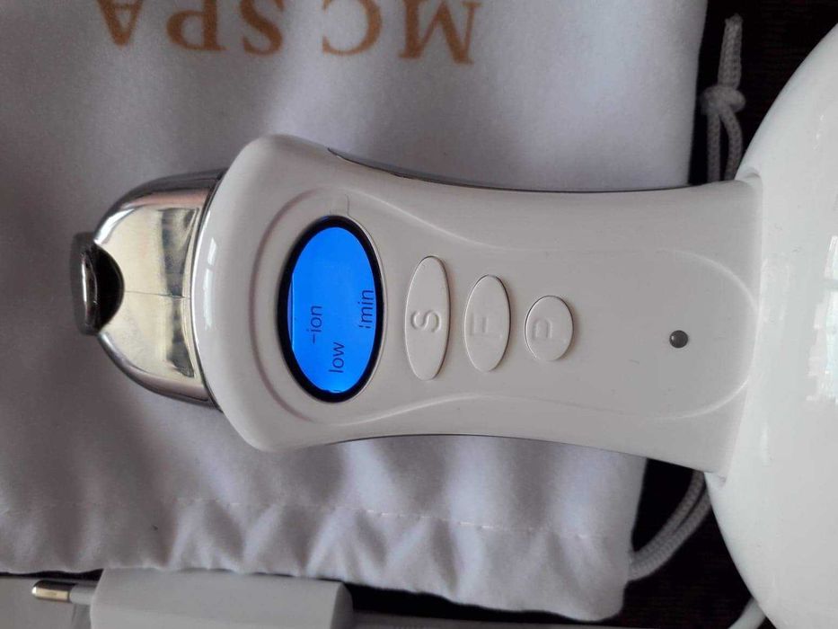 Уред за изграждане на бръчки