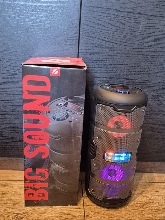 Продавам RGB Тонколона (Bluetooth)