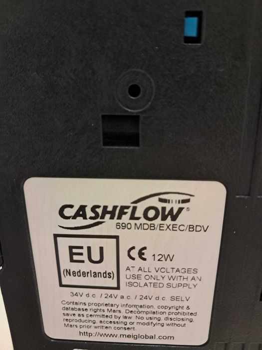 Restiera MEI Cashflow CF 690 MDB/EXE pentru aparate de cafea si snack
