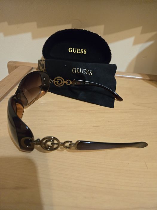 Дамски слънчеви очила Guess