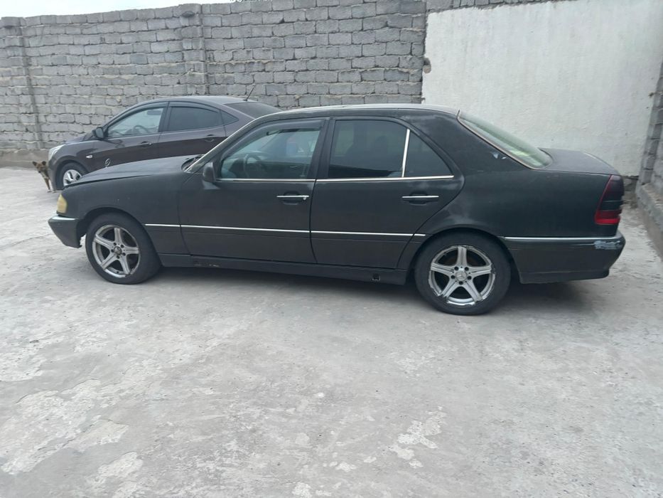 Mercedes Benz C280