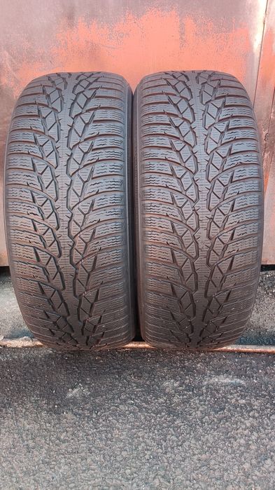 2бр. зимни  гуми 225/55/17 Nokian WrD4
dot22
6.75mm
Добро състояние на