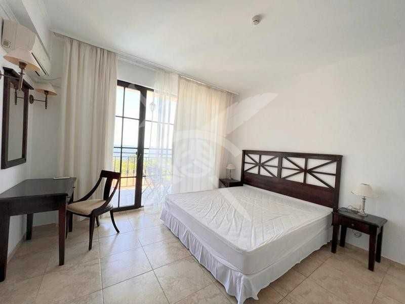 Продава се Двустаен апартамент в Обзор - 100 кв.м за 1005 €/кв.м - Снимка #3