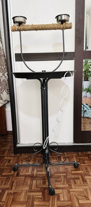 Игровая стойка для попугаев