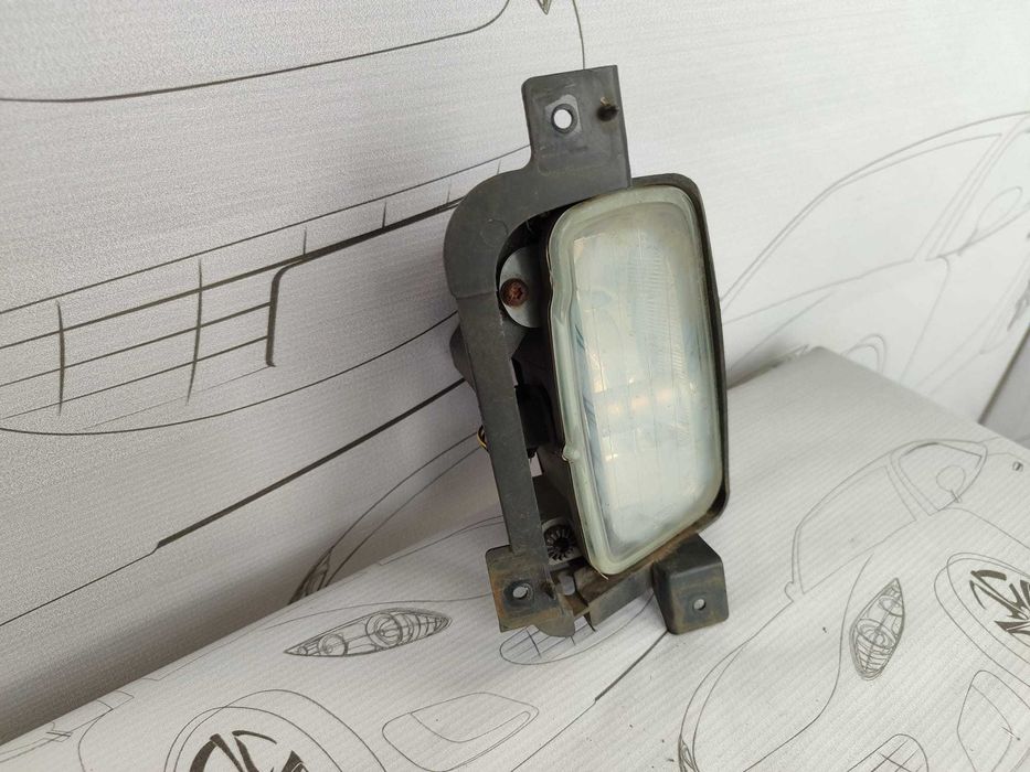 Proiector Ceata Stanga cu Suport Bara / Halogen Ford B-Max Minivan 2012–2017 / Cod OEM AV11-15267-AB (5D2)
