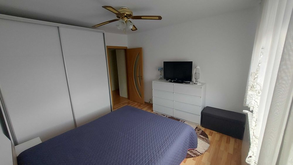 Vând Apartament cu 3 camere
