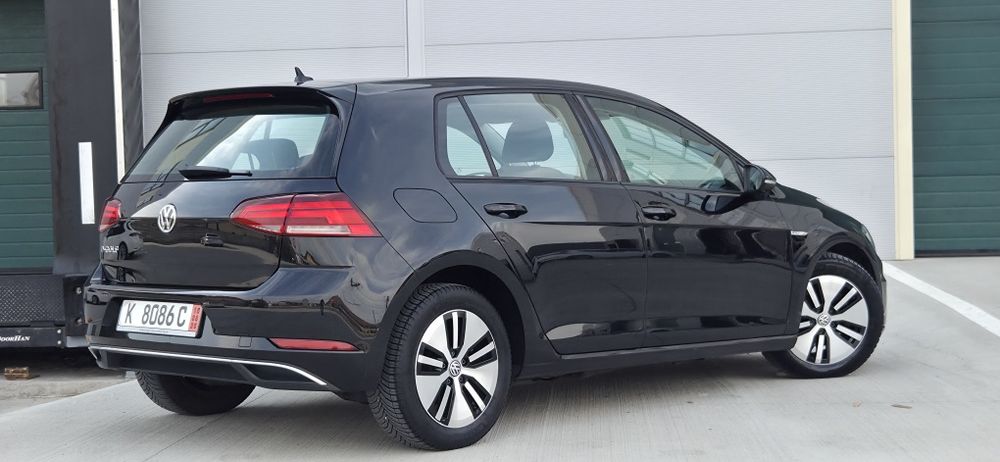 VOLKSWAGEN e-Golf 2018 — imagine 4