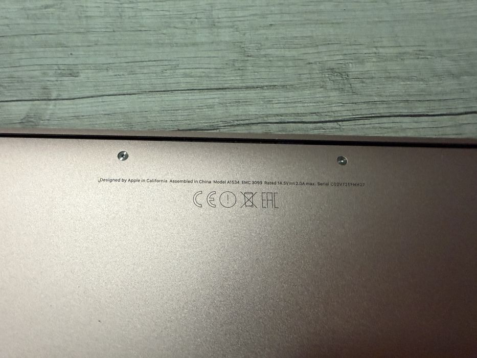 Macbook Retina 12 A1534 за части или ремонт