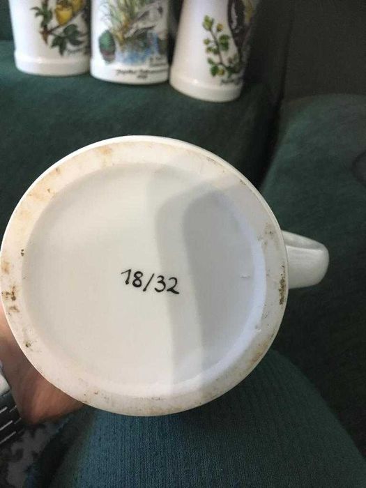 Vand 4 Halbe Decorative Nemtesti,Editie Limitata, Stare Impecabila