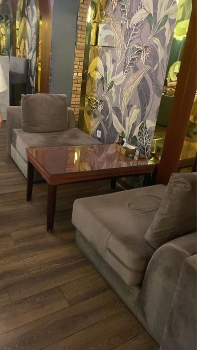 Диваны и столы для заведения