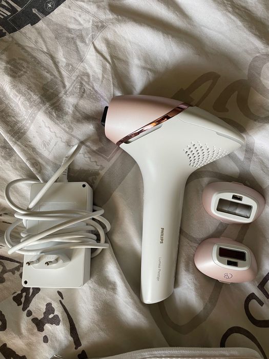 Фотоепилатор Philips Lumea Prestige