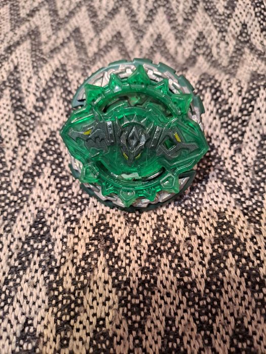 Чербер игрушка бэйблэйд