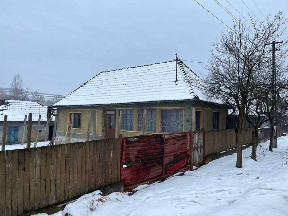 Casa + teren de vanzare 3000 mp sat  Cristelec Salaj