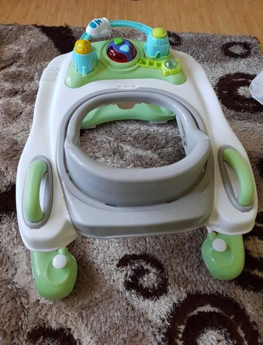 Проходилка/паяк Chipolino