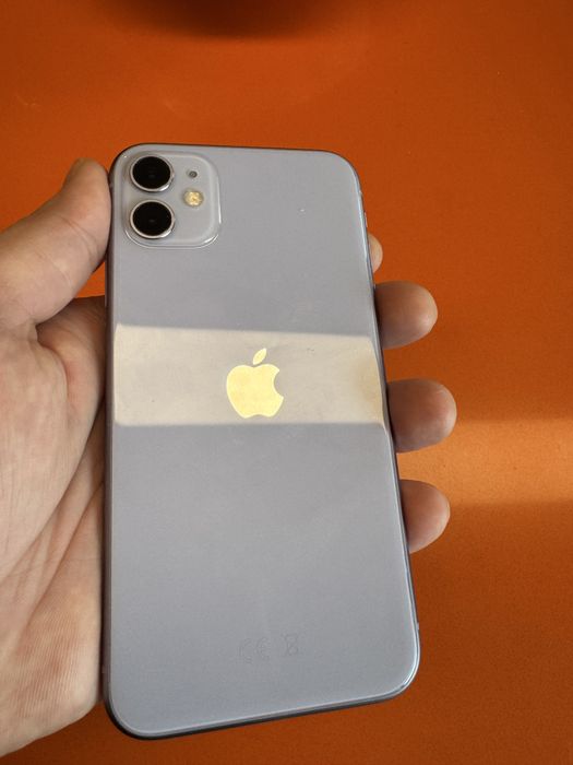 Apple iPhone 11 64GB Purple / Отключен / Без iCloud / Face ID работи