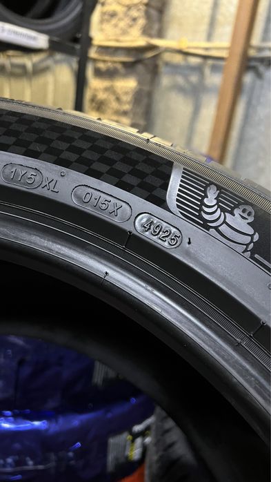 265/45 R21 Michelin PS4 Suv на Li9 Li7