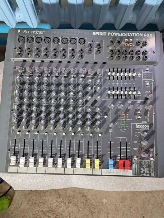 Продам музыкальную аппаратуру