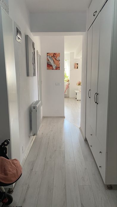 Vand apartament 3 camere