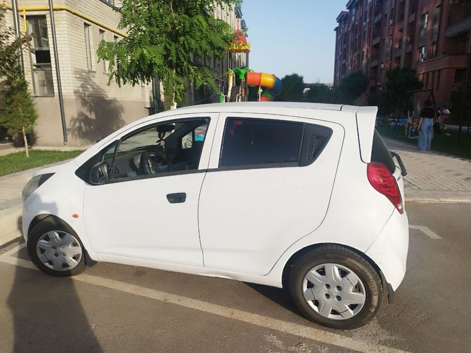 Спарк сотилади автомат 2010