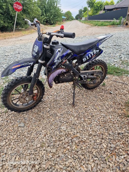 Motocicletă 49 cc