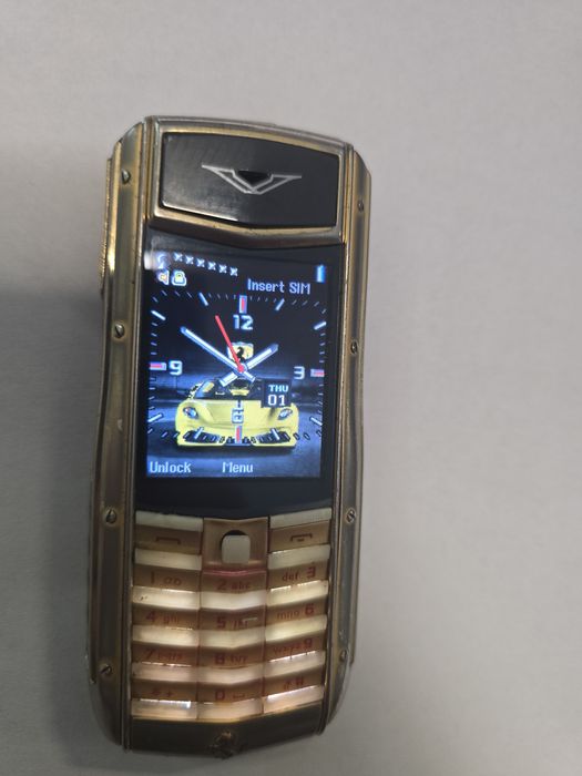 Vertu Ascenti Ti Ferrari limited edition 2009