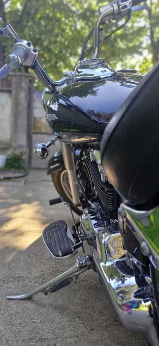 Motocicleta Yamaha Dragstar
