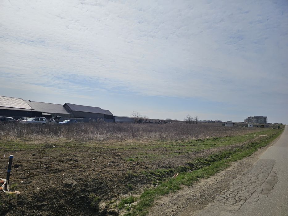 Proprietar- Vand loturi teren intravilan-Ideal pentru casa-Rachiti