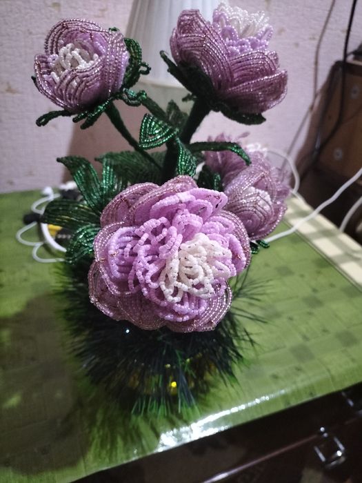 Красивые цветы из бисера