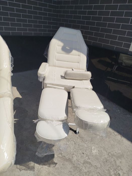 Pedikyur Kosmetologichiski kushetkalar