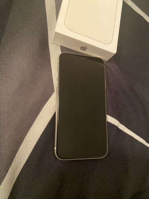 Iphone 11 liber de retea