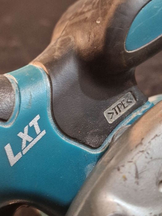 Акумулаторен циркуляр Makita