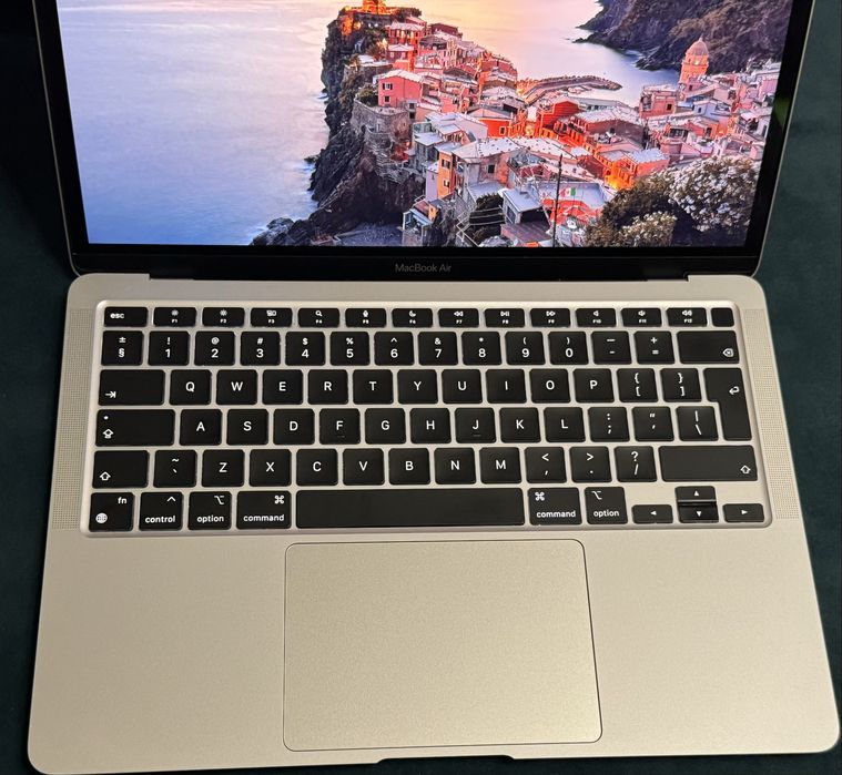 Apple MacBook Air 13” (2020) Space Grey M1 8GB 256GB