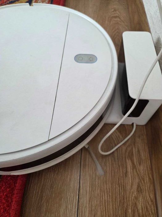 Робот пылесос Xiaomi MI Robot Vacuum-Mop Essential