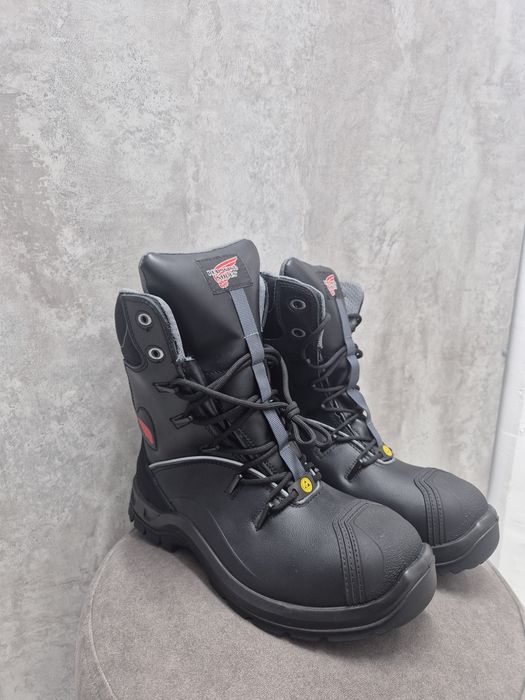 Продам ботинки Ред Винг 43 размера демосезонные