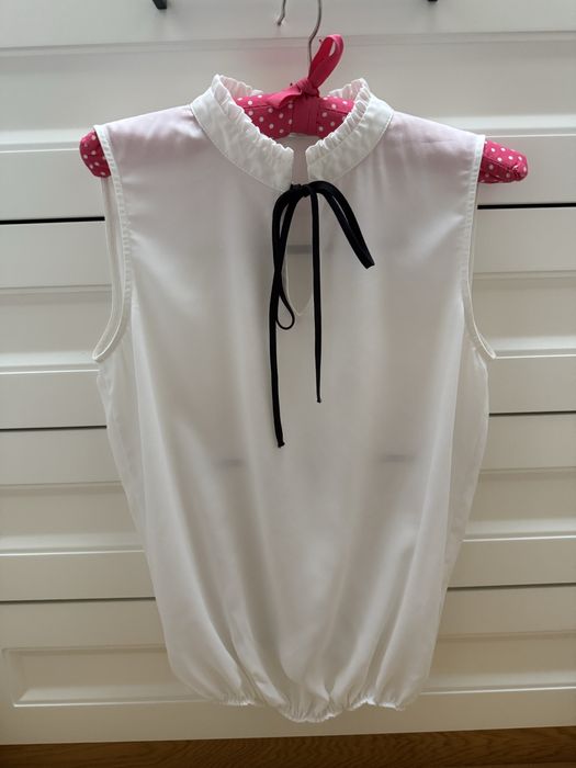 Официална блуза на марката Dika