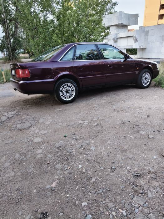Ауди А6 2002 года