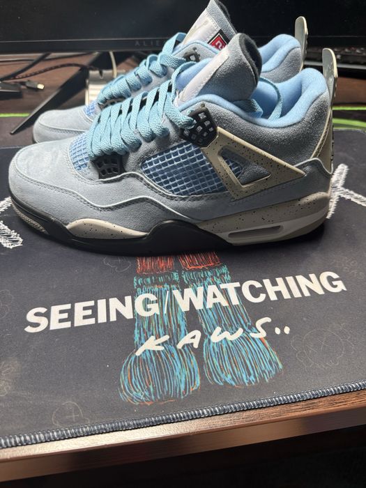 Air Jordan 4 University Blue