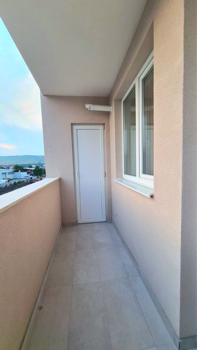 Apartament cu 2 camere, etaj 2